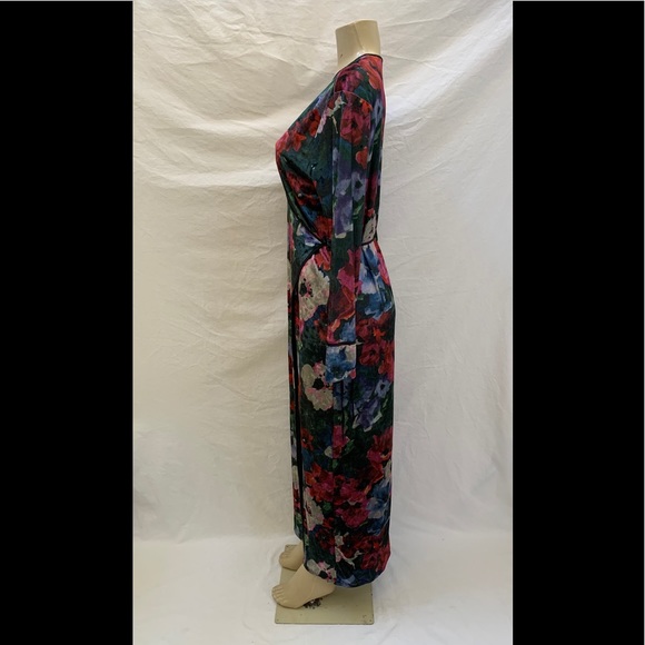 NWT Zara Size Medium Green Velvet Maxi Wrap Dress - Picture 8 of 10